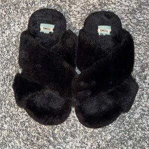 TOMS Slippers